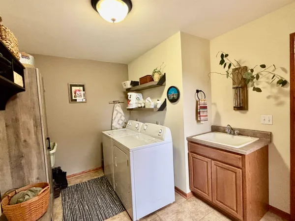 $375,000 | 11370 Lindbergh Lane, Poplar Grove, IL 61065