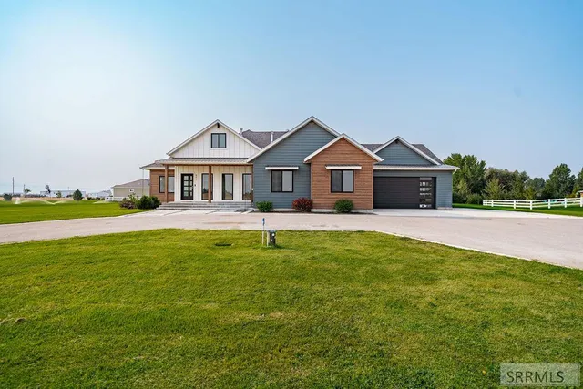 $774,900 | 853 East 1430 North, Shelley, ID 83274