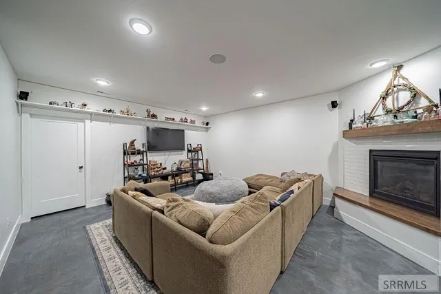 $774,900 | 853 East 1430 North, Shelley, ID 83274