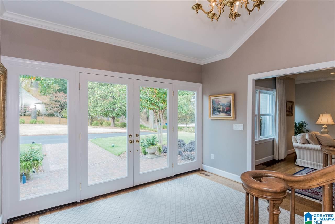 1051 Columbiana Road Birmingham, AL 35209 - Photo 14 of 50
