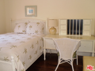 28186 Rey De Copas Lane Malibu, CA 90265 - Photo 13 of 23