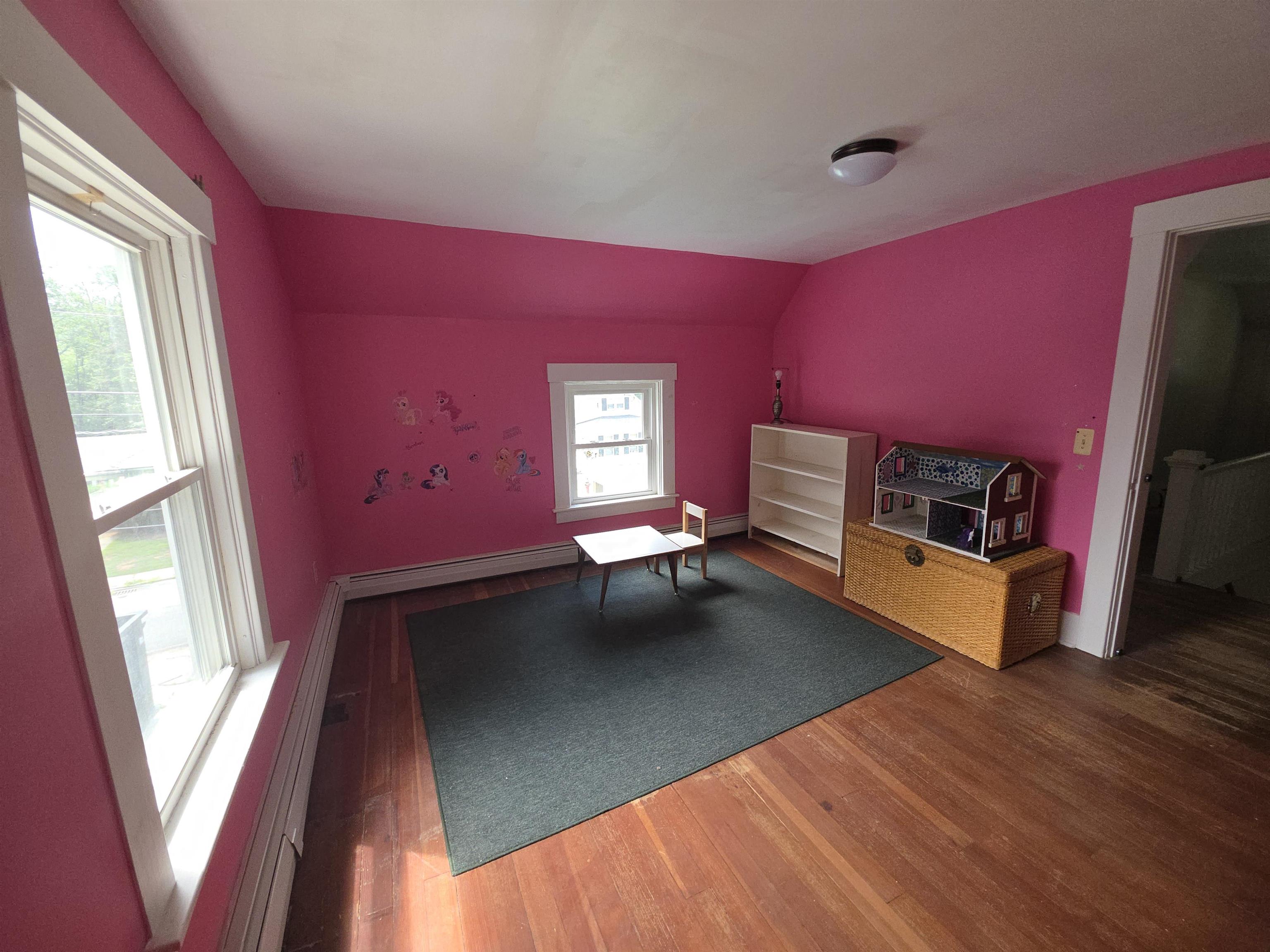 30 Commonwealth Avenue Springfield, VT 05156 - Photo 23 of 28