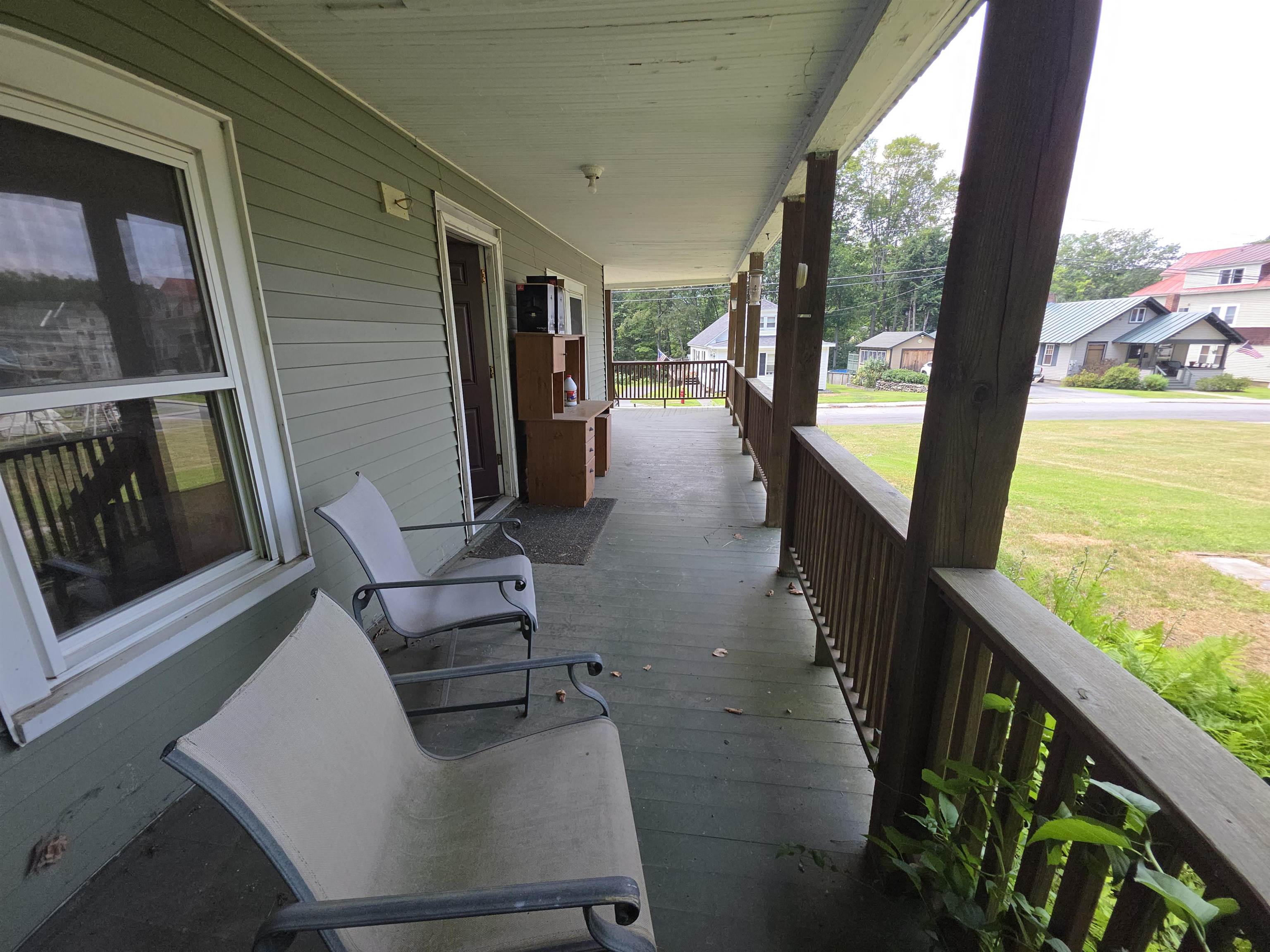 30 Commonwealth Avenue Springfield, VT 05156 - Photo 8 of 28