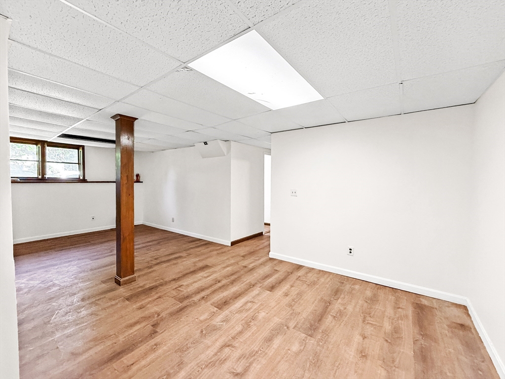6 Philip Street Hudson, MA 01749 - Photo 24 of 41
