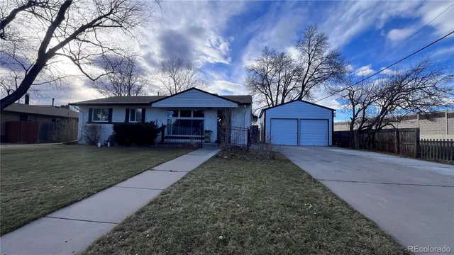 $675,000 | 555 Everett Street, Lakewood, CO 80226
