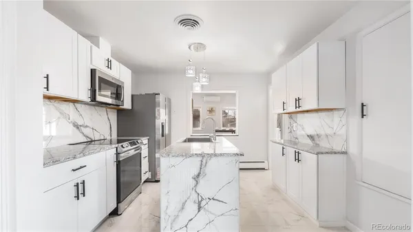 $665,000 | 555 Everett Street, Lakewood, CO 80226