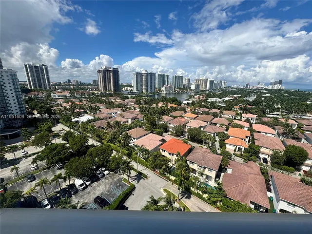 $3,900 | 19370 Collins Avenue, Unit 1520, Sunny Isles Beach, FL 33160