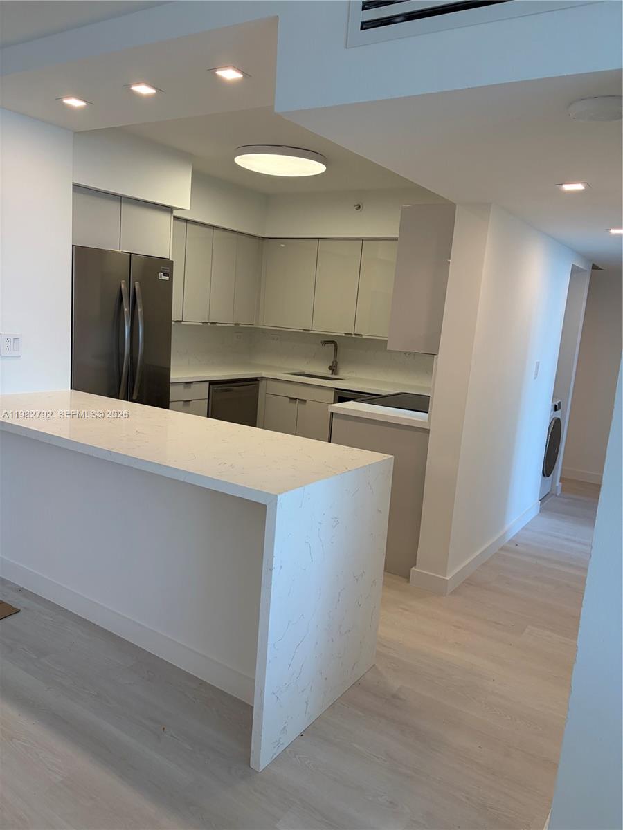 1500 Bay Road, Unit 1126S Miami Beach, FL 33139 - Photo 8 of 42 finished