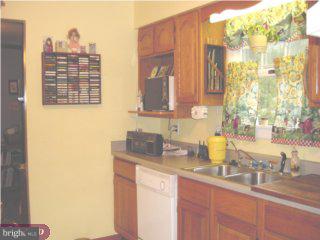 31 Nottingham Road Pennsville, NJ 08070 - Photo 2 of 4