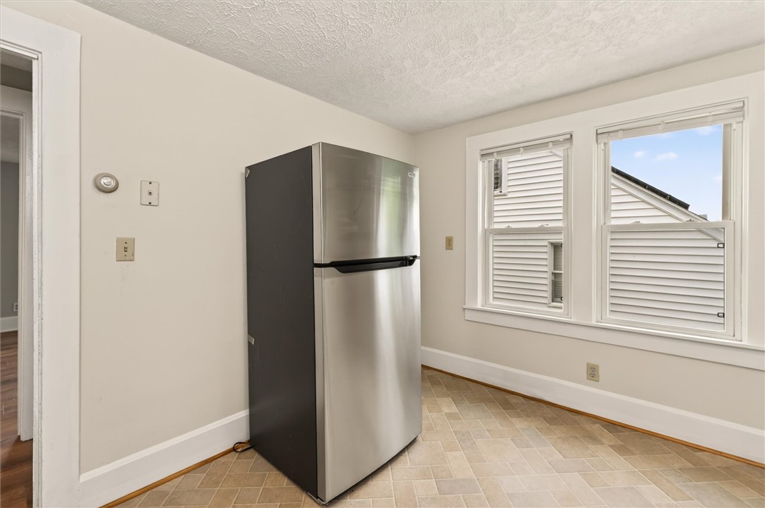 126 West Avenue East Rochester, NY 14445 - Photo 14 of 34