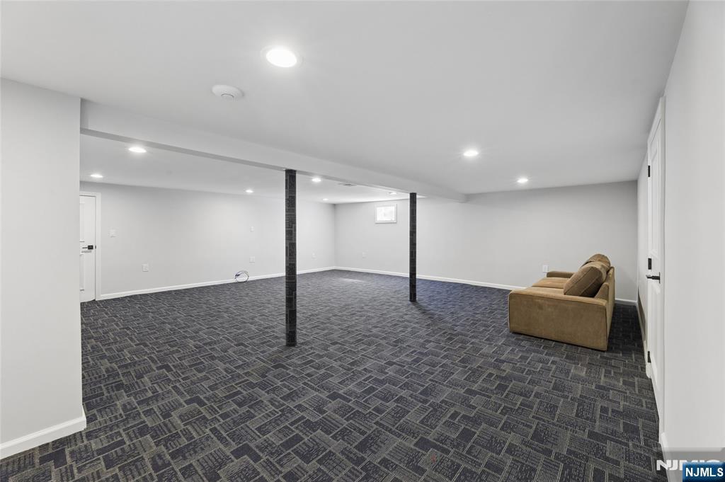 1474 Windsor Road Teaneck, NJ 07666 - Photo 21 of 41