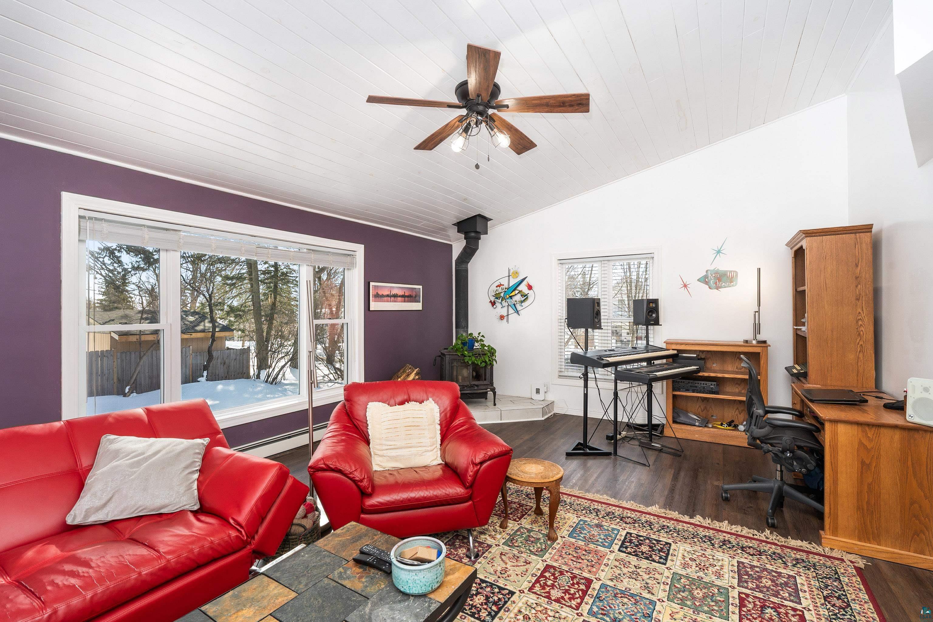 4315 Luverne Street Duluth, MN 55804 - Photo 15 of 60 Family Room