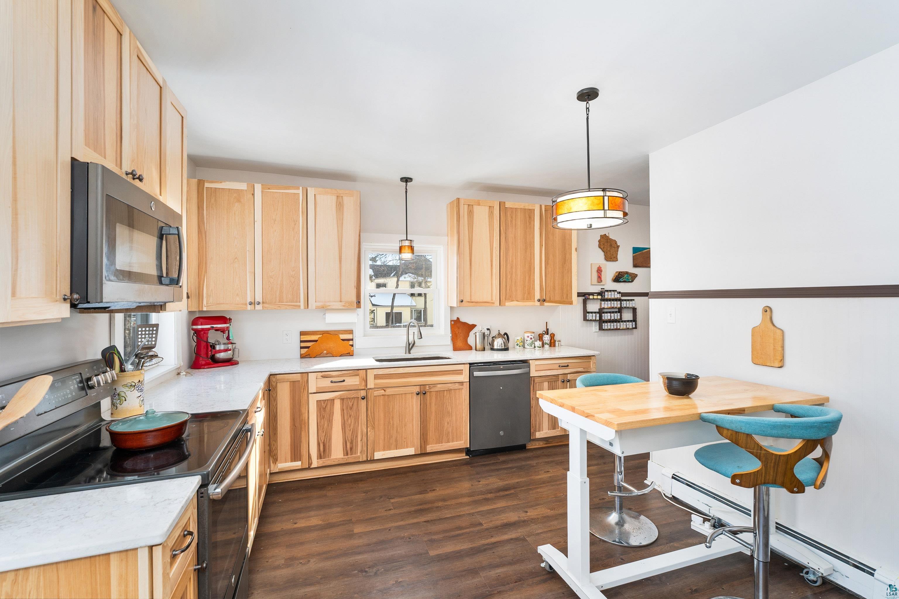 4315 Luverne Street Duluth, MN 55804 - Photo 20 of 60 Kitchen