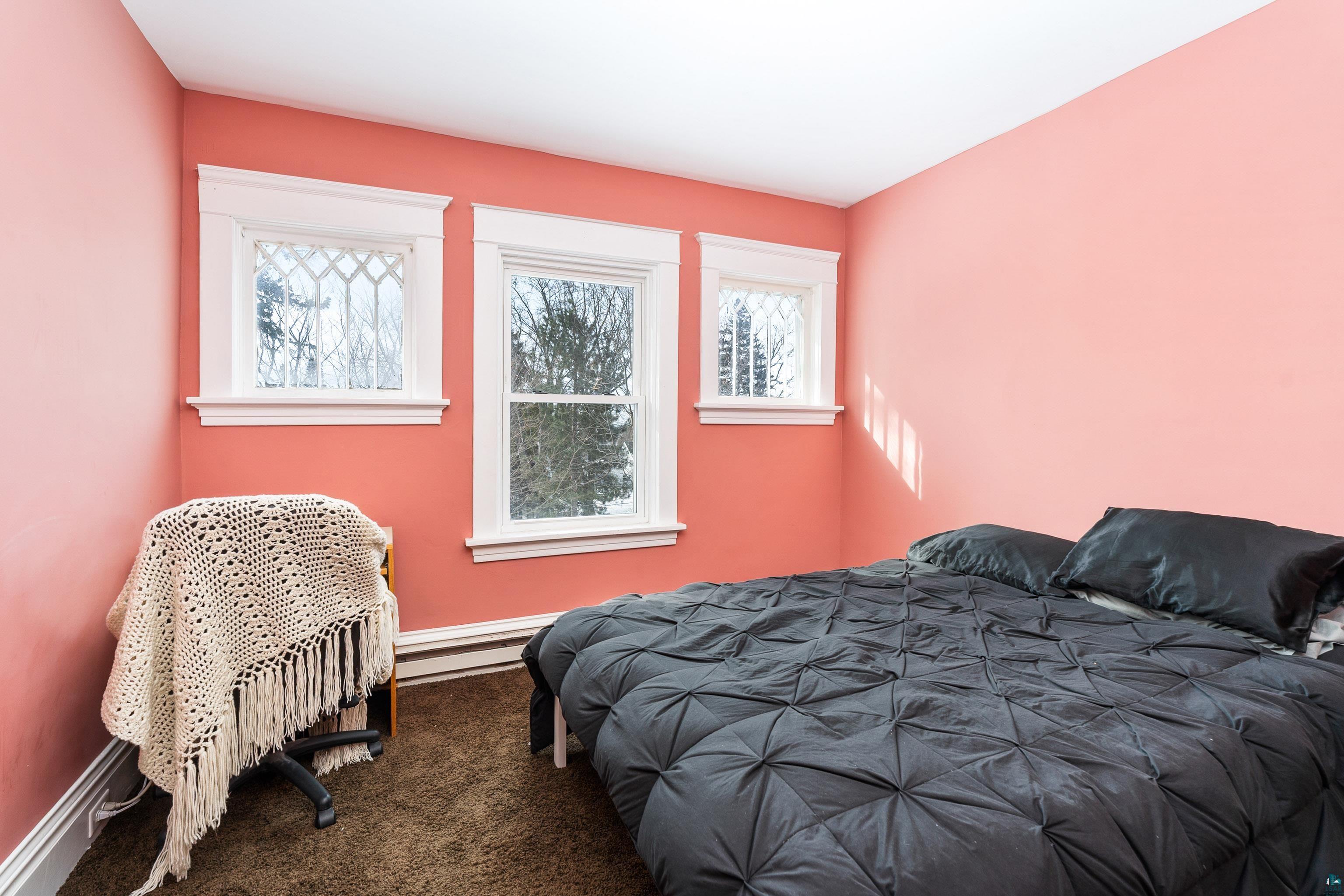 4315 Luverne Street Duluth, MN 55804 - Photo 37 of 60 Upper Level Bedroom