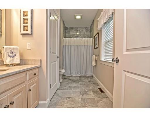 90 Eagle Brook Boulevard Wrentham, MA 02093 - Photo 15 of 30