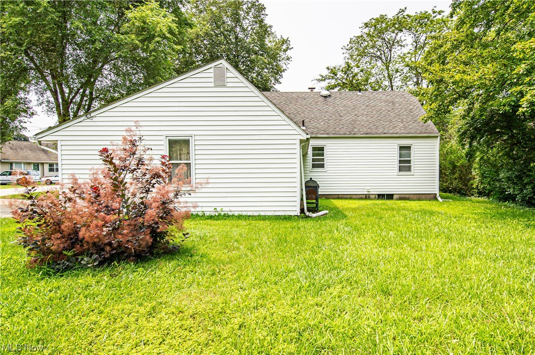 77 Prentice Road Painesville, OH 44077 - Photo 6 of 21 Gallery Image 6
