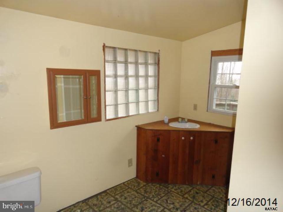182 Murtaugh Road Delta, PA 17314 - Photo 14 of 19 Gallery Image 14