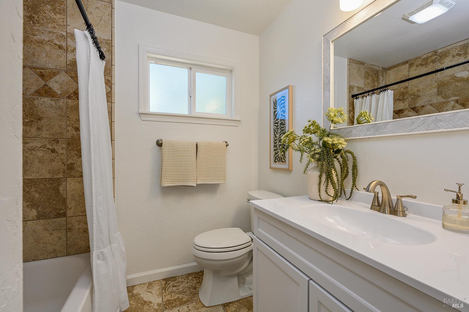 4862 Daywalt Road Sebastopol, CA 95472 - Photo 12 of 38 Gallery Image 12