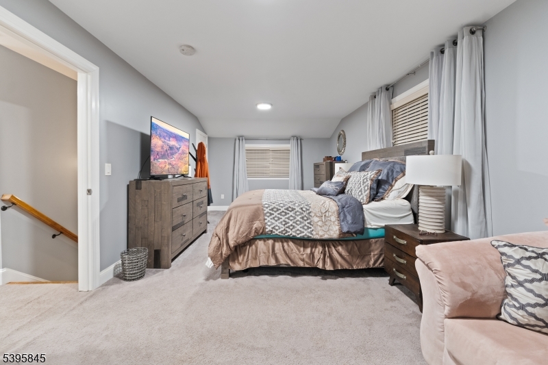 836 West Inman Avenue Rahway, NJ 07065 - Photo 12 of 20