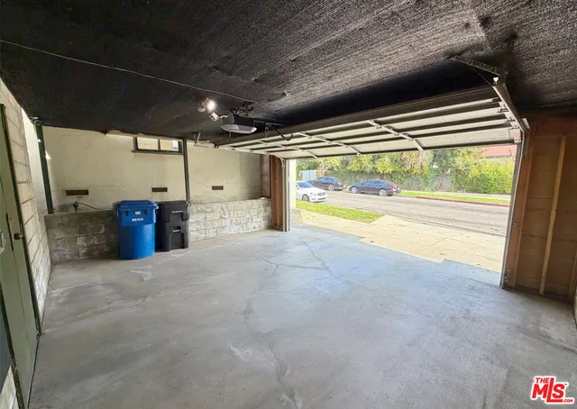 $6,500 | 7601 Kittyhawk Avenue, Los Angeles, CA 90045