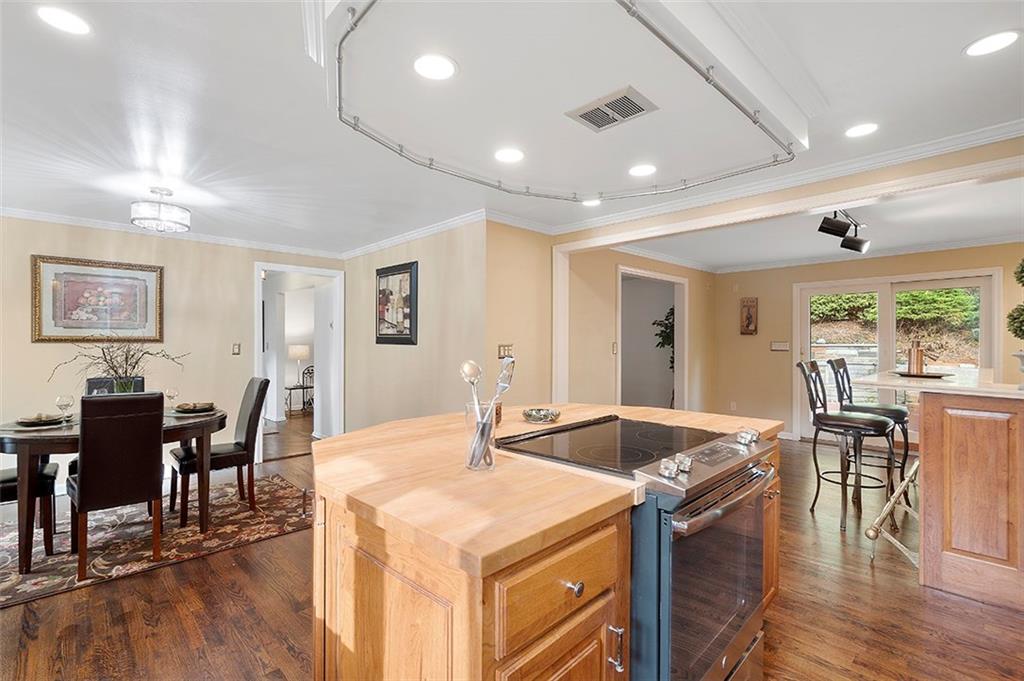 117 Walnut Ridge Drive Pittsburgh, PA 15238 - Photo 11 of 24 Gallery Image 11
