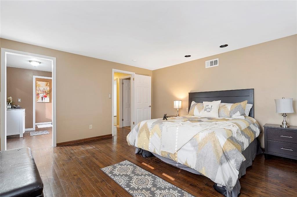 117 Walnut Ridge Drive Pittsburgh, PA 15238 - Photo 14 of 24 Gallery Image 14