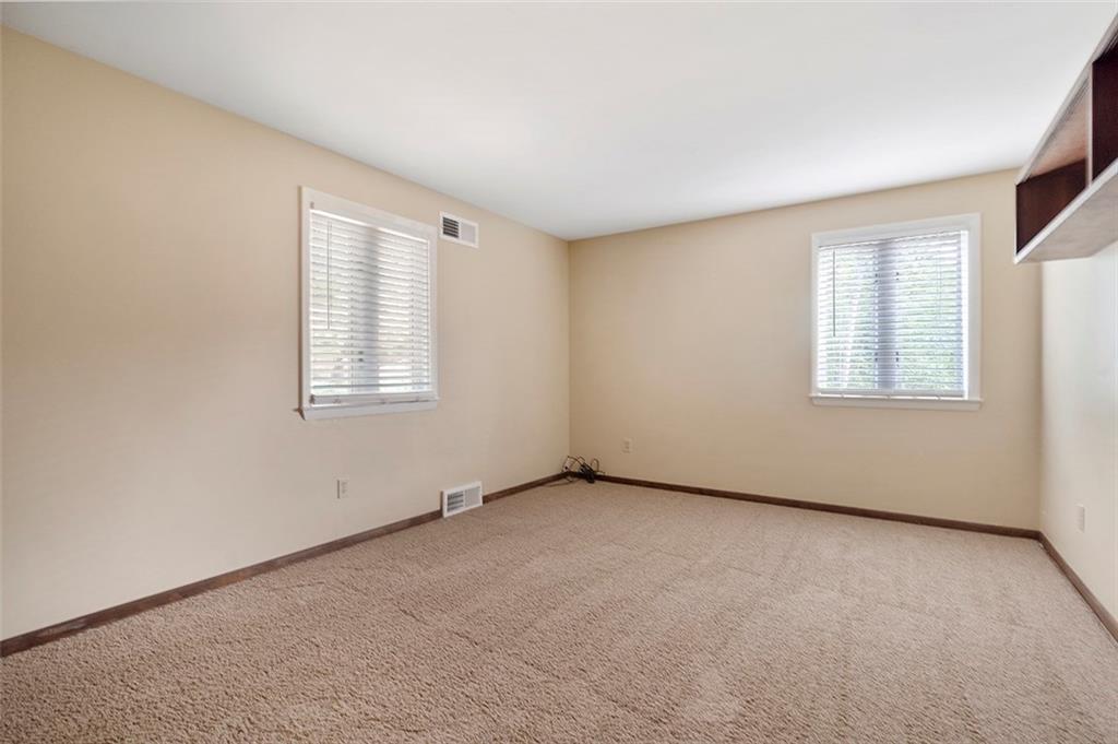 117 Walnut Ridge Drive Pittsburgh, PA 15238 - Photo 18 of 24 Gallery Image 18
