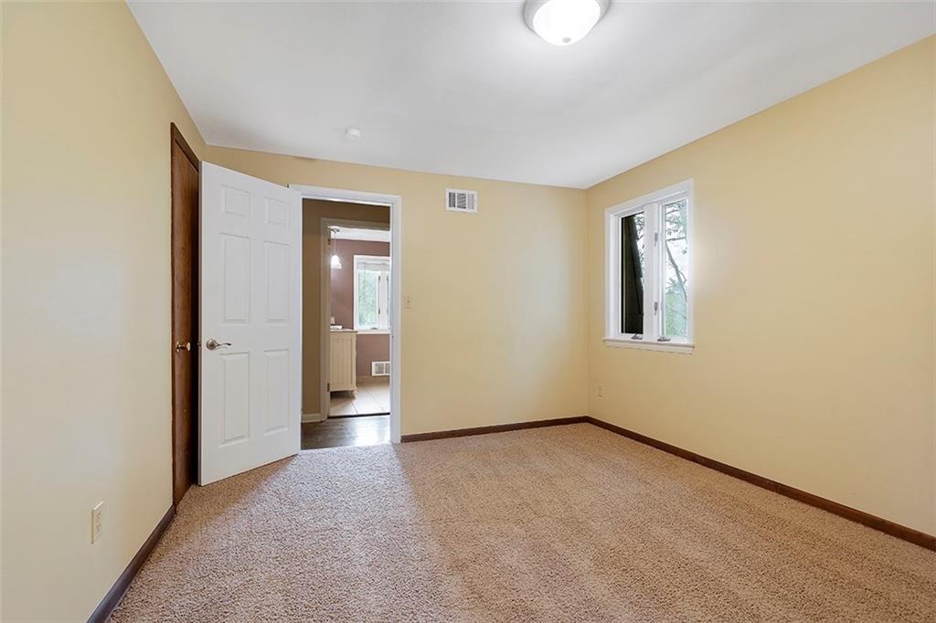 117 Walnut Ridge Drive Pittsburgh, PA 15238 - Photo 20 of 24 Gallery Image 20