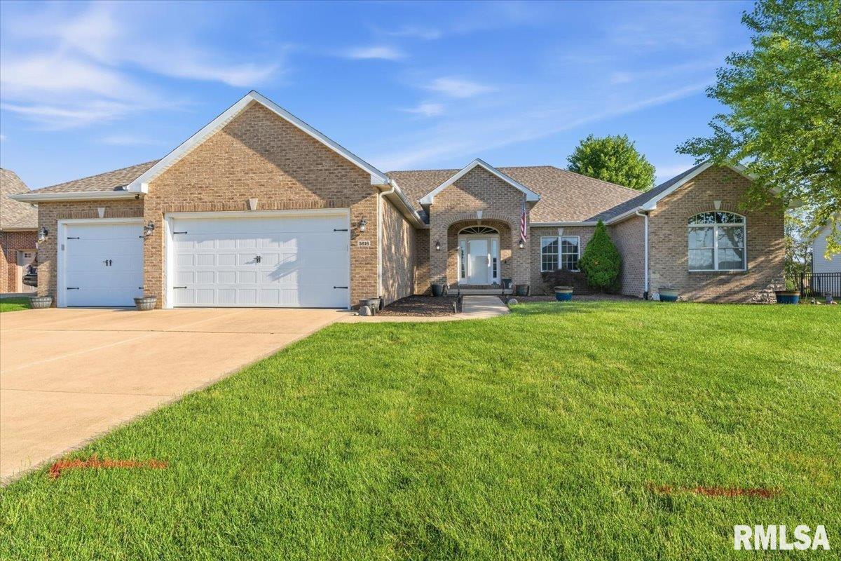 5616 Legacy Lane Springfield, IL 62711 - Photo 1 of 54
