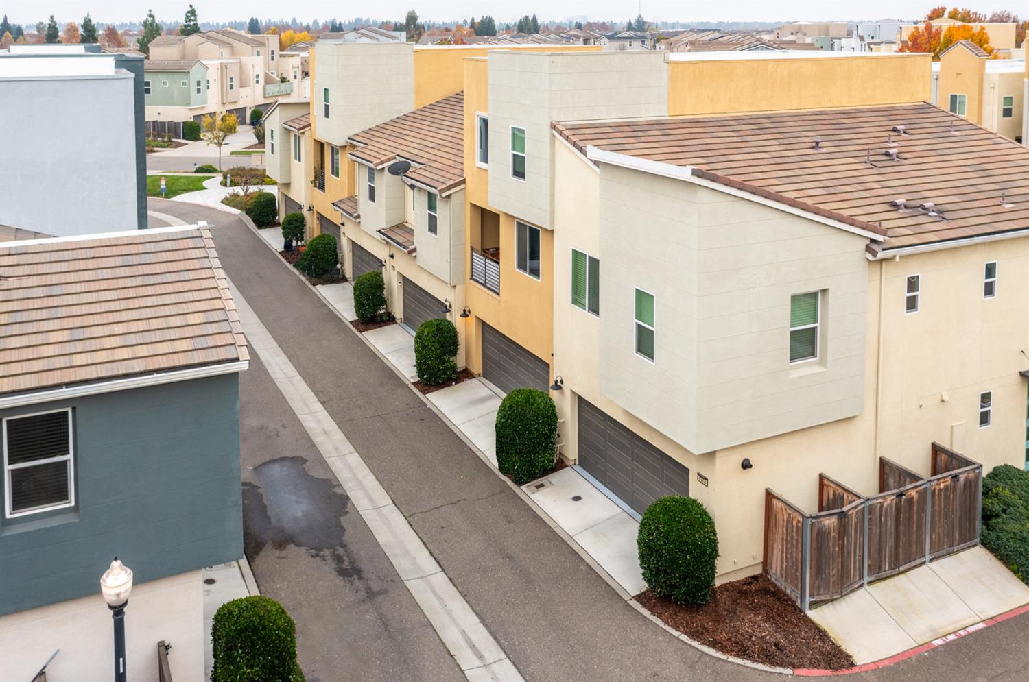 4174 Sally Ride Way Sacramento, CA 95834 - Photo 4 of 38