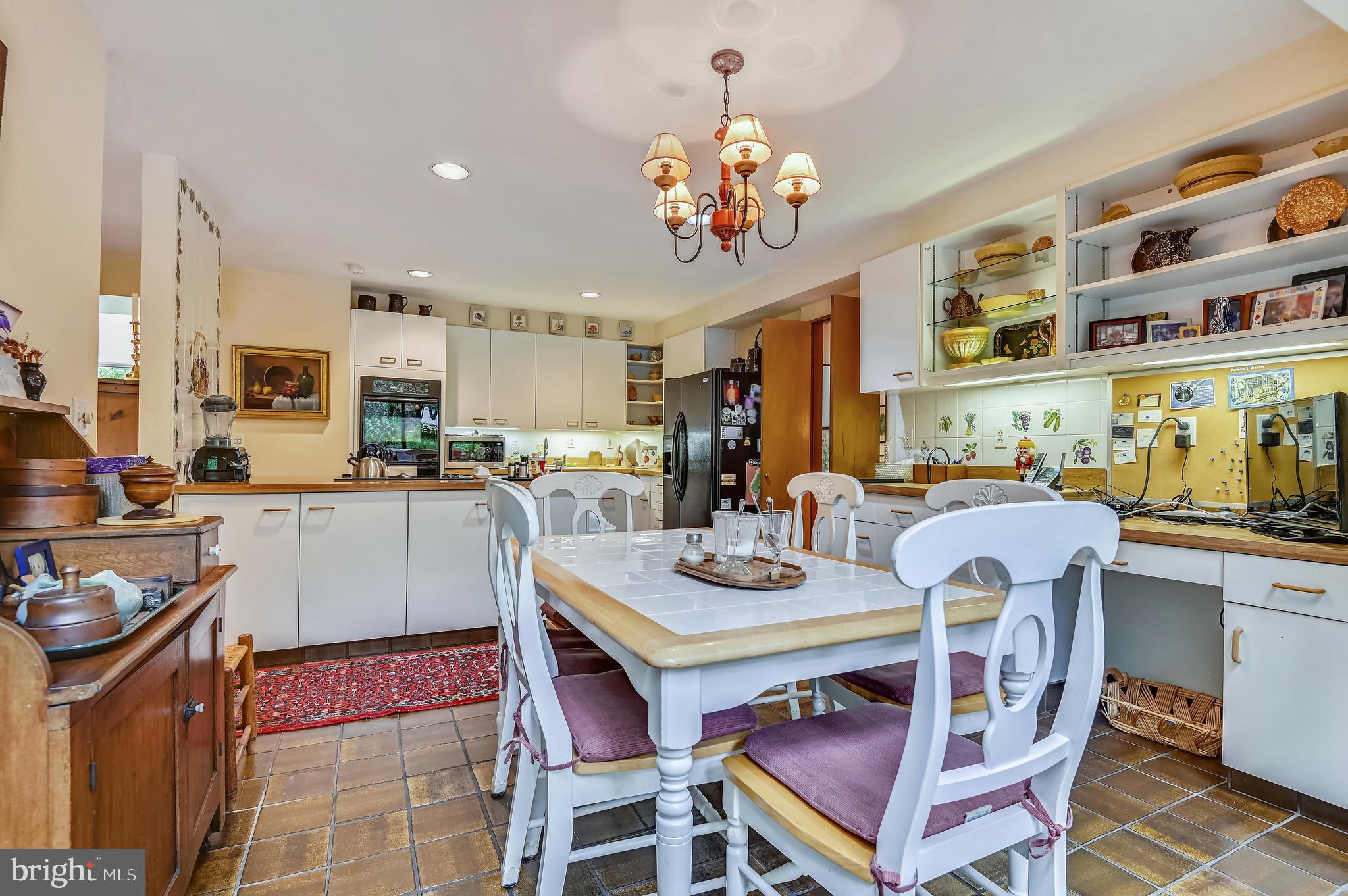 914 Rolandvue Road Baltimore, MD 21204 - Photo 16 of 45 Kitchen
