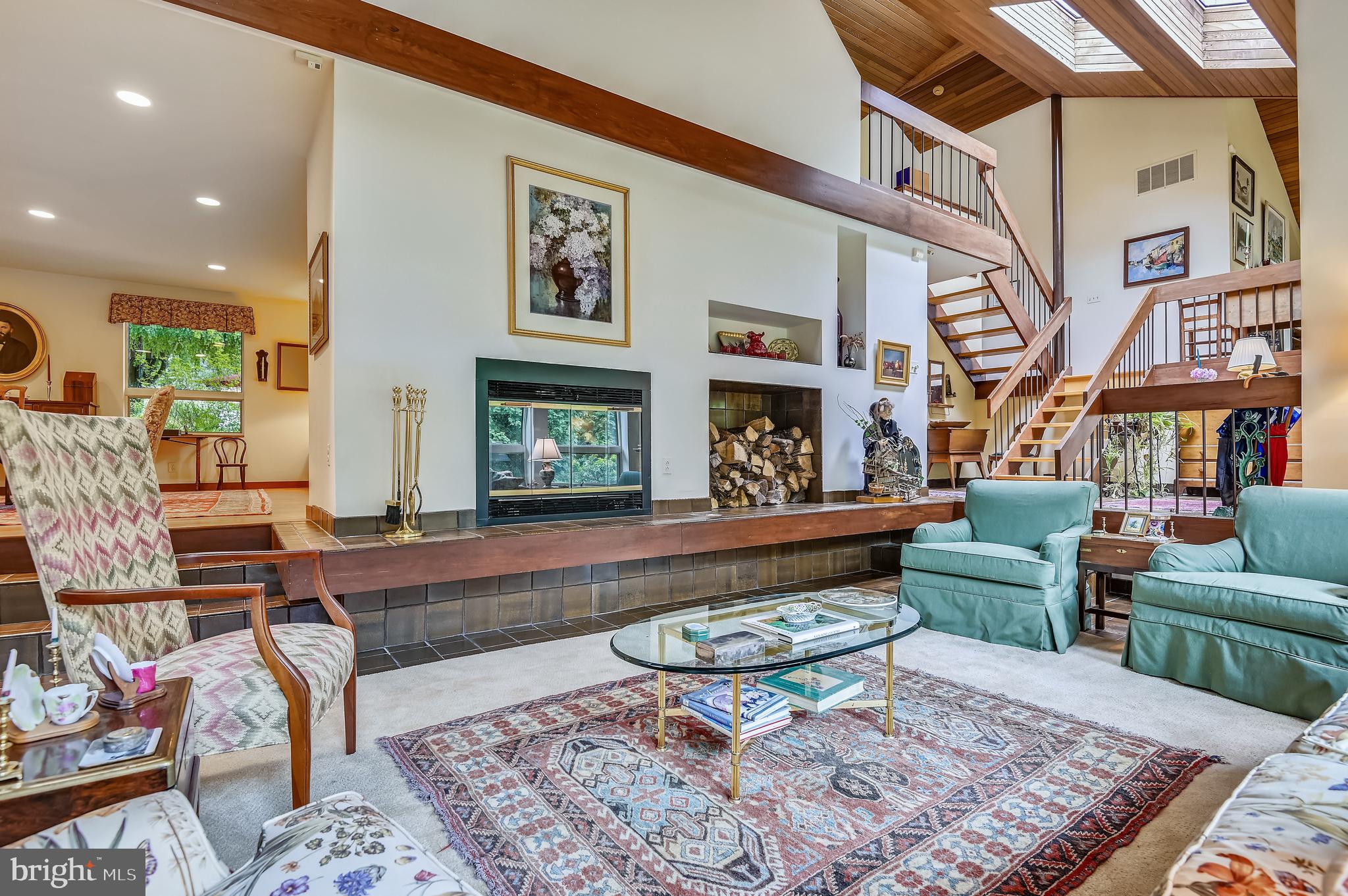 914 Rolandvue Road Baltimore, MD 21204 - Photo 19 of 45 Living Rm w/ soaring ceiling