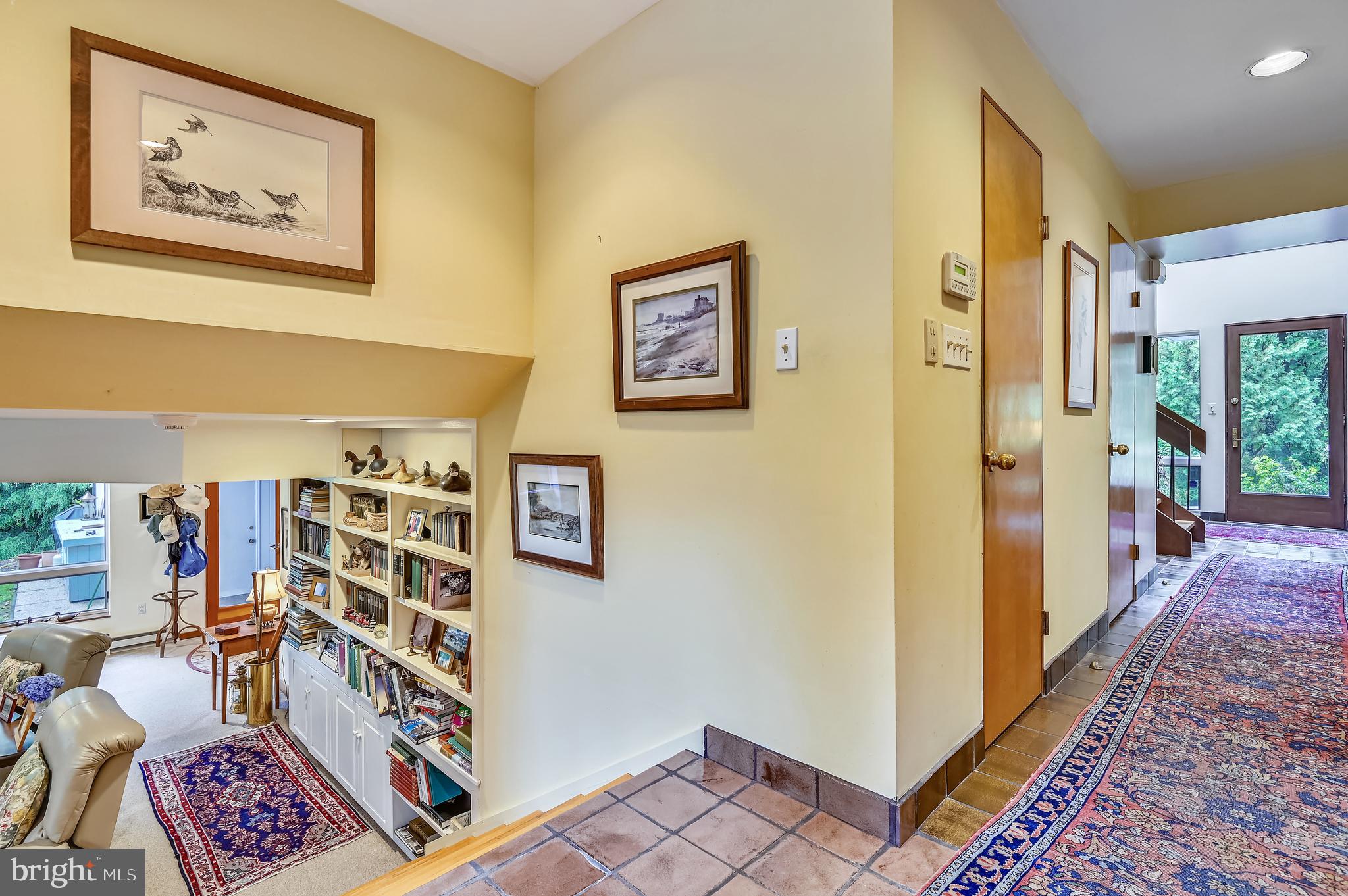 914 Rolandvue Road Baltimore, MD 21204 - Photo 22 of 45 1st floor hallway