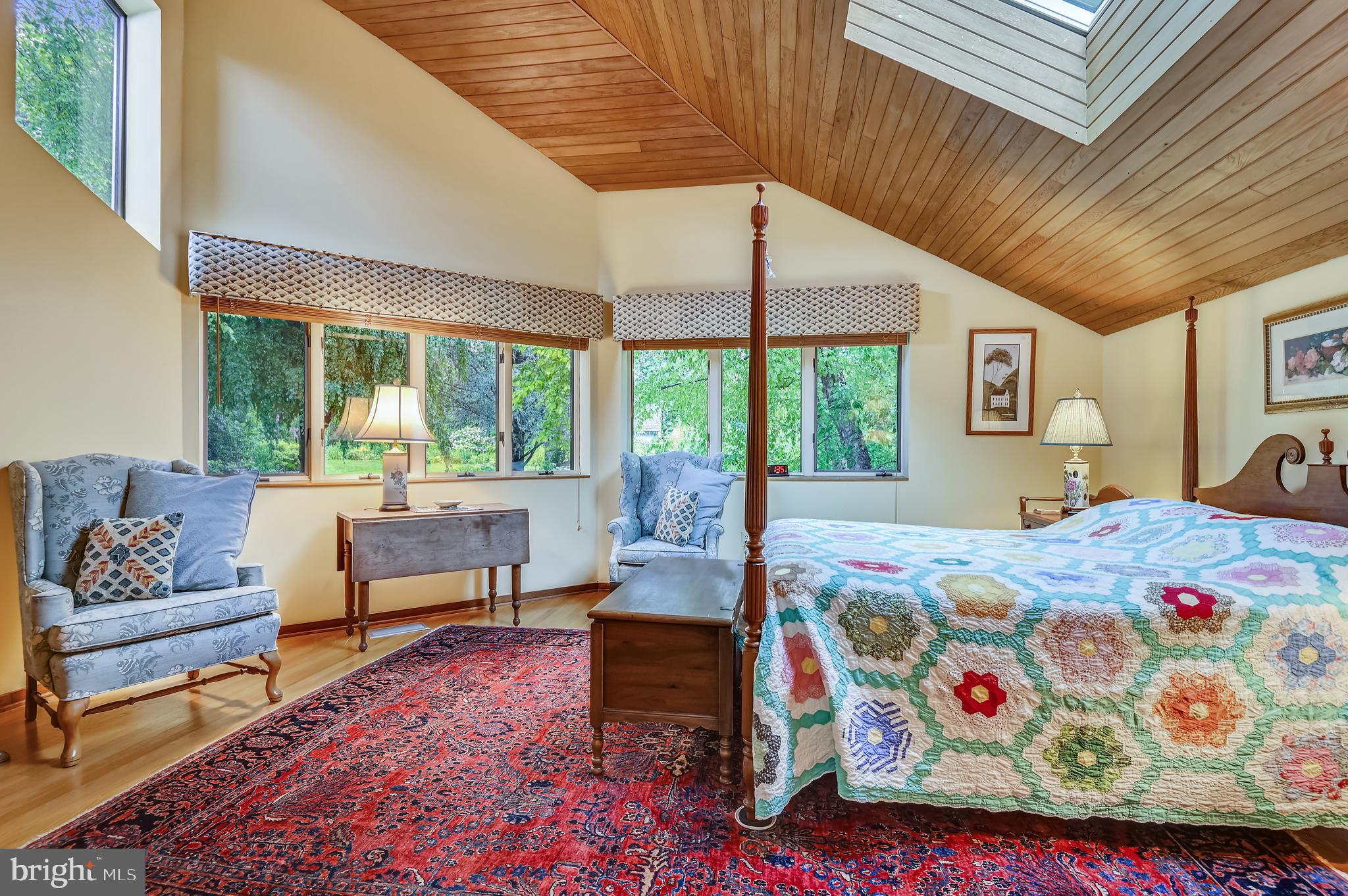914 Rolandvue Road Baltimore, MD 21204 - Photo 28 of 45 Primary bedroom with vaulted ceiling