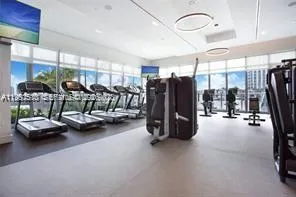 $10,000 | 17301 Biscayne Boulevard, Unit 2310, North Miami Beach, FL 33160