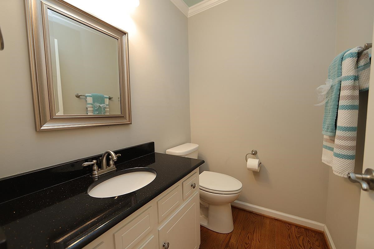 4604 Gunston Place Raleigh, NC 27612 - Photo 13 of 31 Photo 13