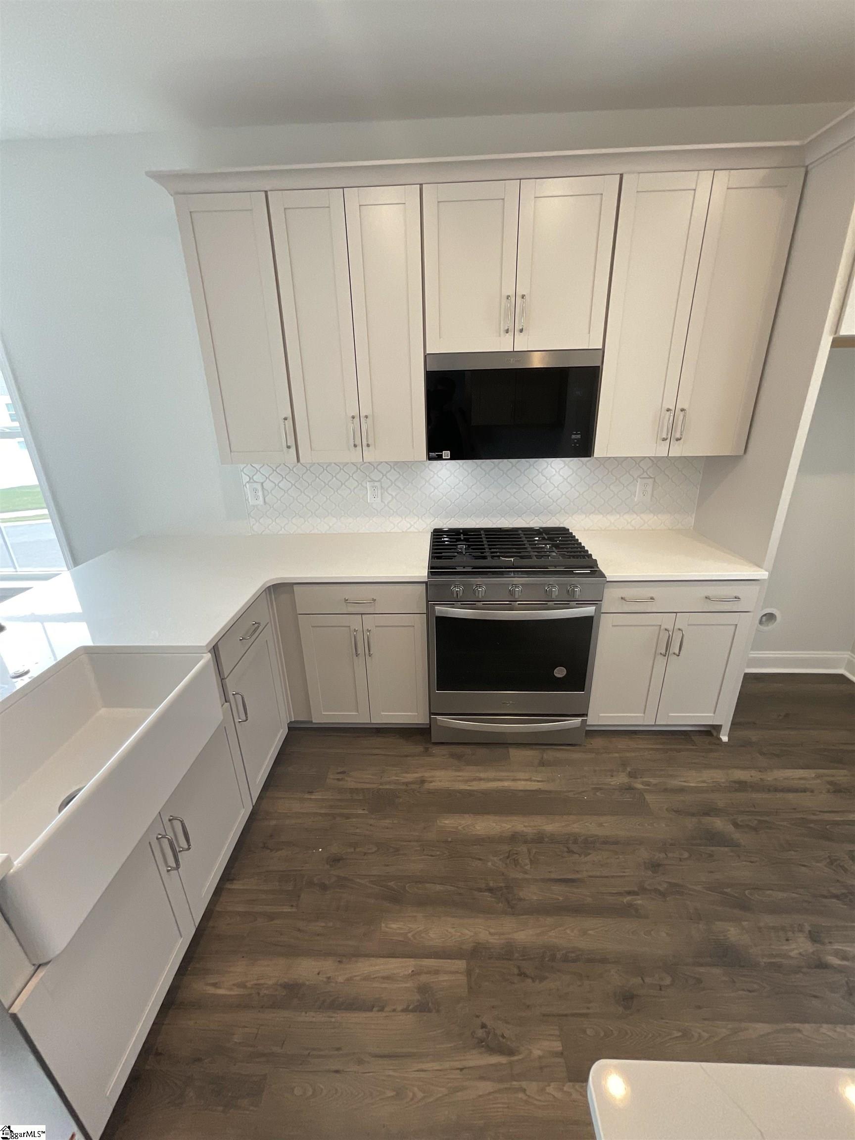 402 Encampment Boulevard Simpsonville, SC 29681 - Photo 5 of 35