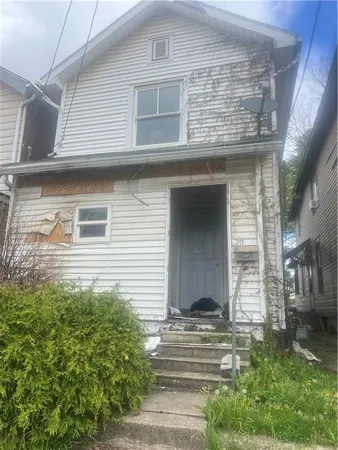 $10,000 | 311 East Reynolds Street, New Castle, PA 16101