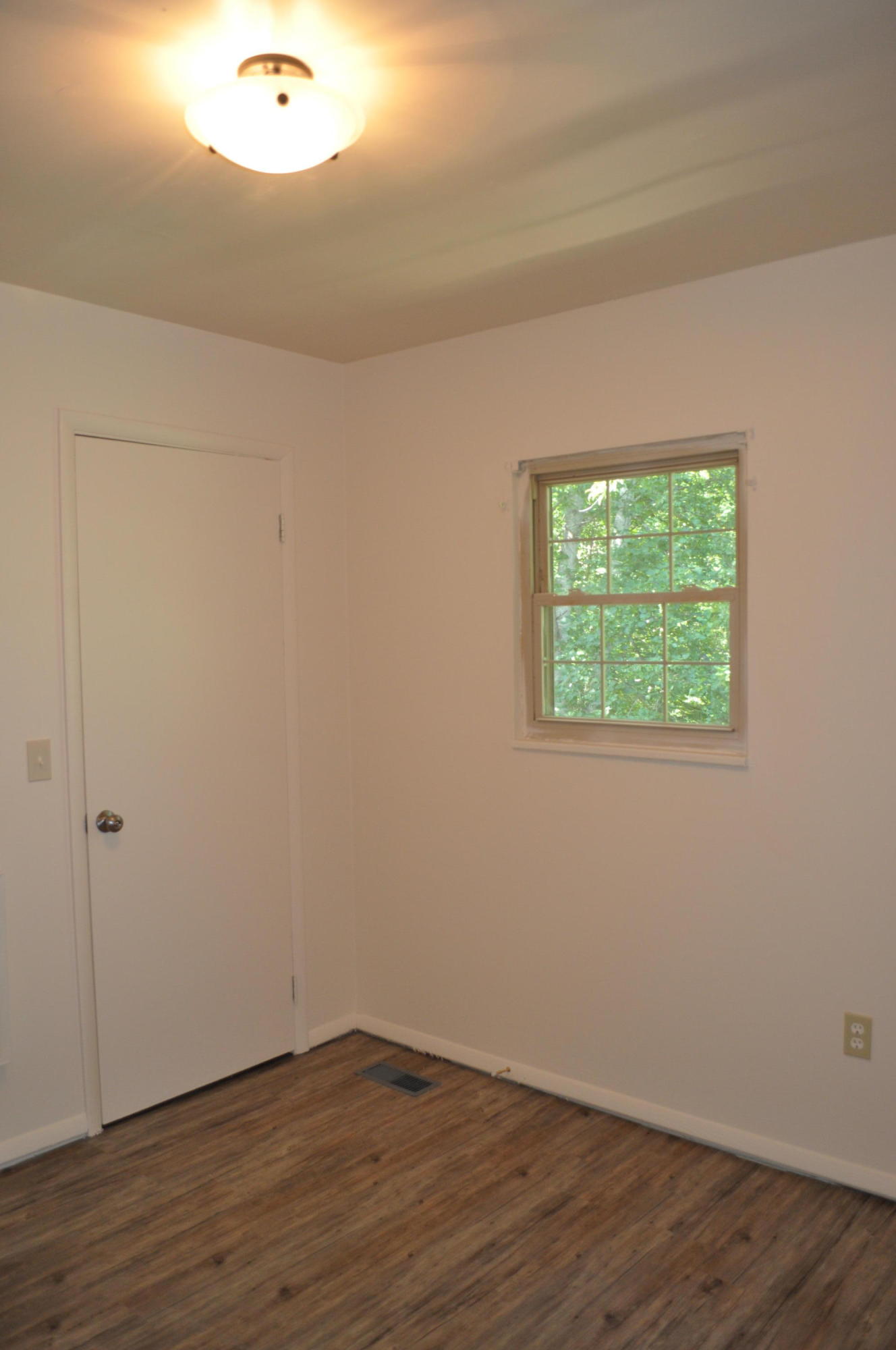 140 Vandever Road Crossville, TN 38572 - Photo 33 of 40 Bedroom 3