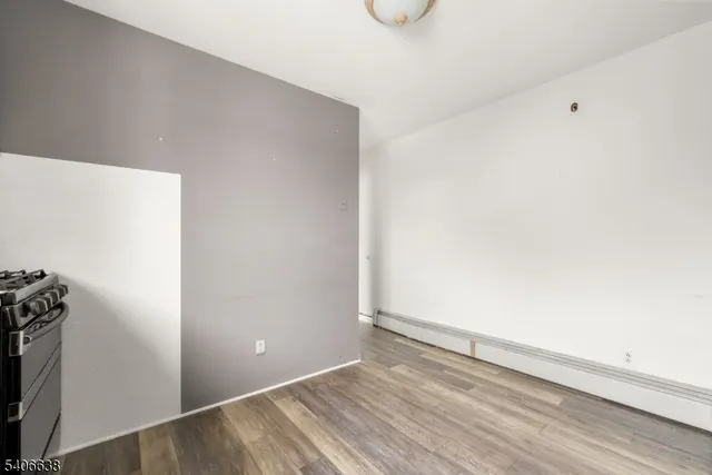 $1,750 | 301 Belleville Avenue, Unit 1, Bloomfield, NJ 07003