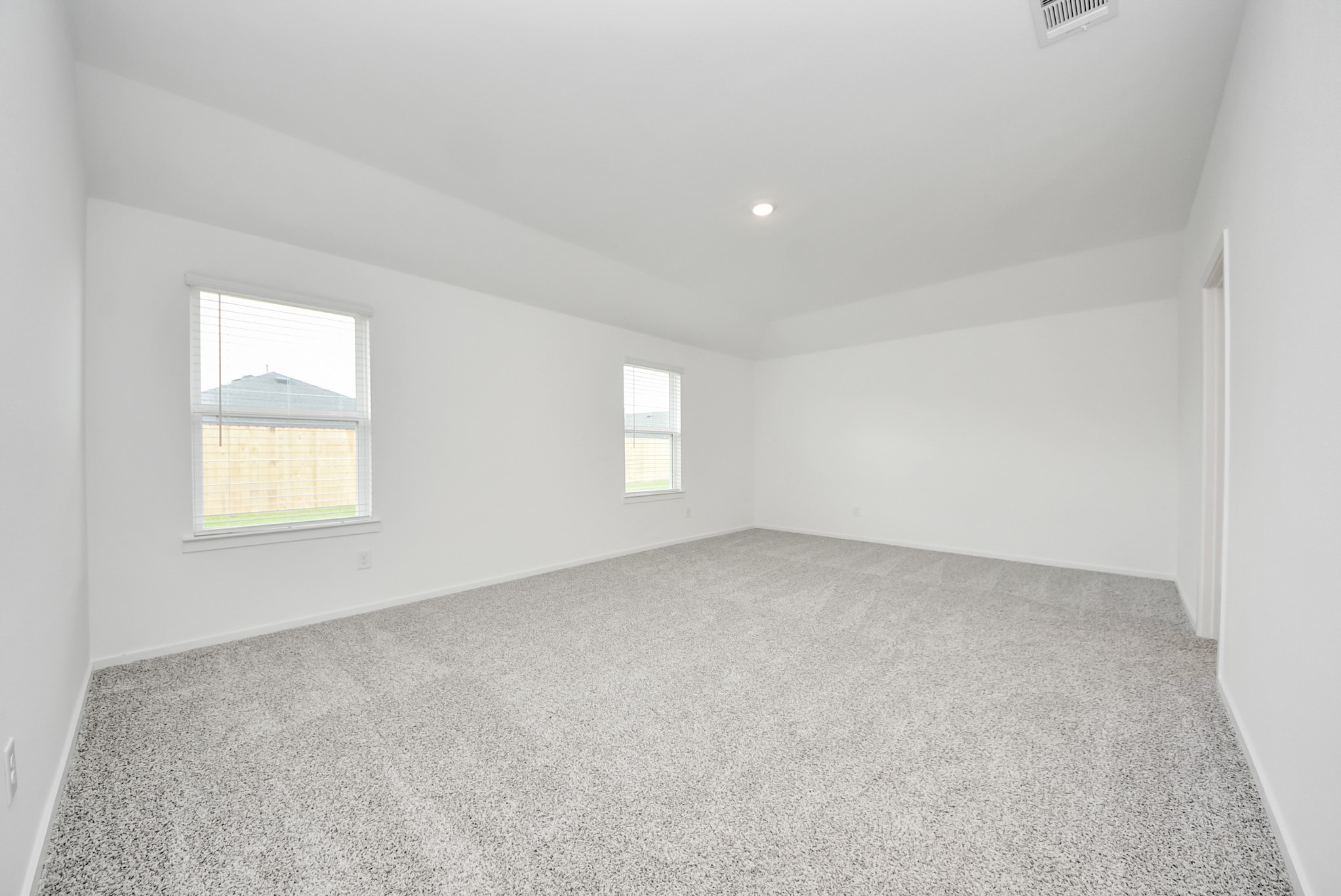 7723 Smooth Vly Court Rosharon, TX 77583 - Photo 24 of 39 Primary Bedroom