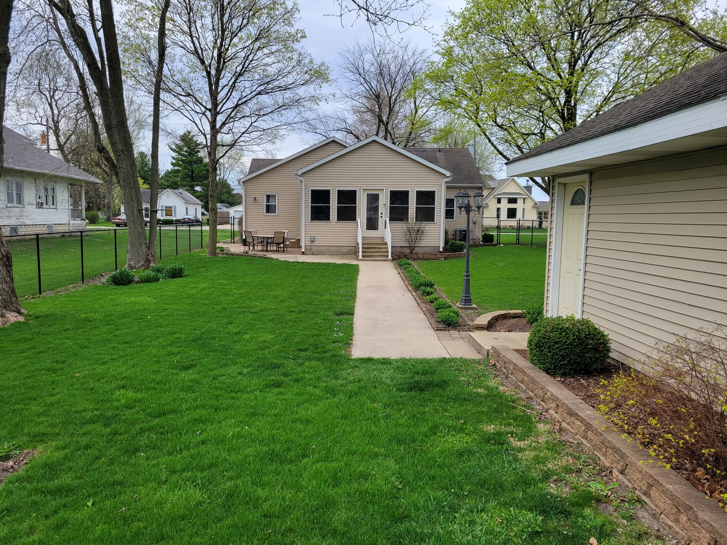 304 Madison Street Danforth, IL 60930 - Photo 22 of 22