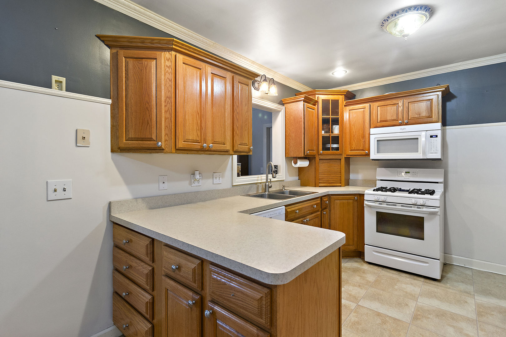 304 Madison Street Danforth, IL 60930 - Photo 5 of 22