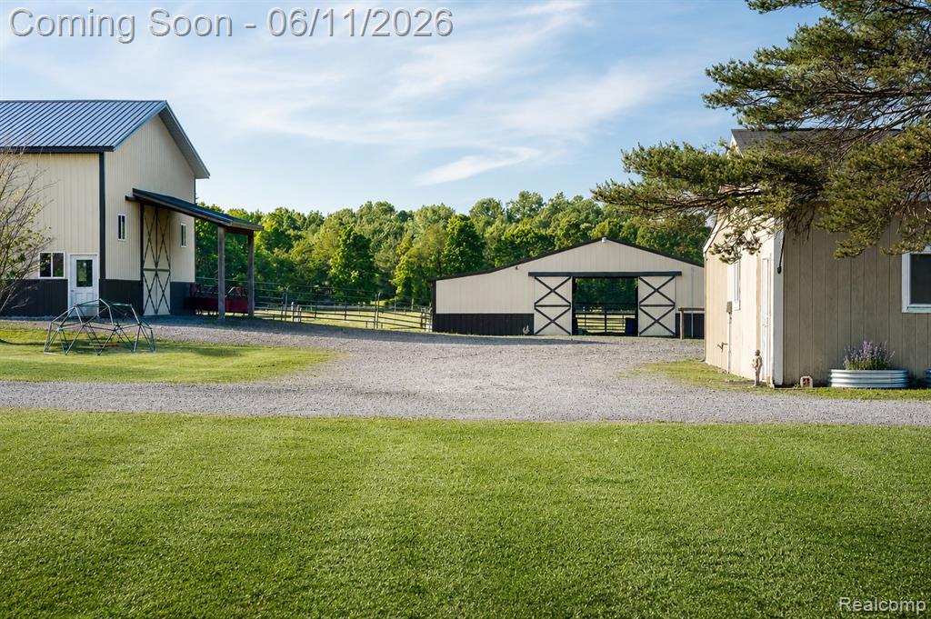 7753 Clyde Road Fenton, MI 48430 - Photo 34 of 36