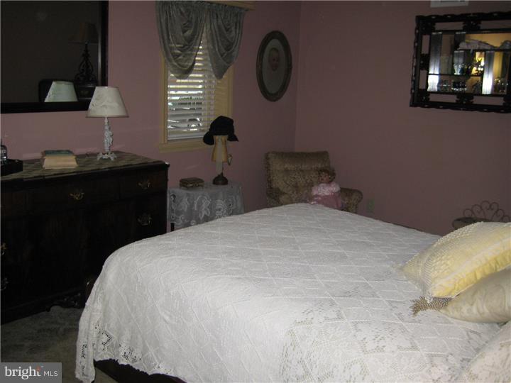 117 Mt Pleasant Road Sewell, NJ 08080 - Photo 14 of 19 Bedroom