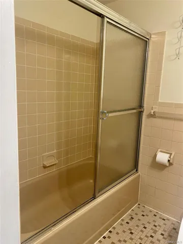 $2,500 | 245 Scudder Avenue, Northport, NY 11768