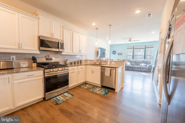 $399,999 | 7070 Executive Way, Frederick, MD 21703