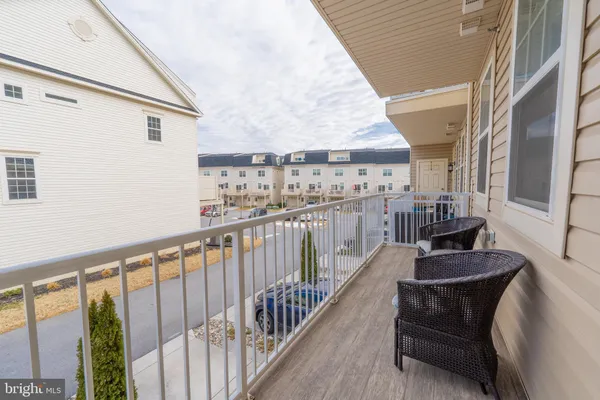 $399,999 | 7070 Executive Way, Frederick, MD 21703