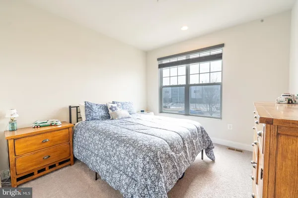 $399,999 | 7070 Executive Way, Frederick, MD 21703