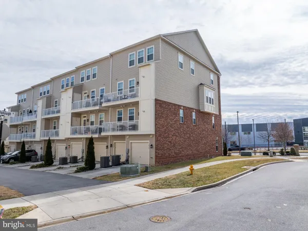 $399,999 | 7070 Executive Way, Frederick, MD 21703